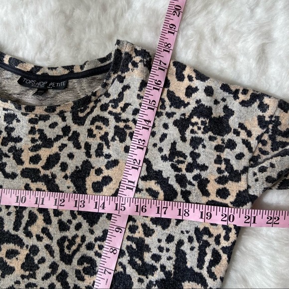 Topshop Leopard Print Sweater Size 2 - Picture 3 of 6